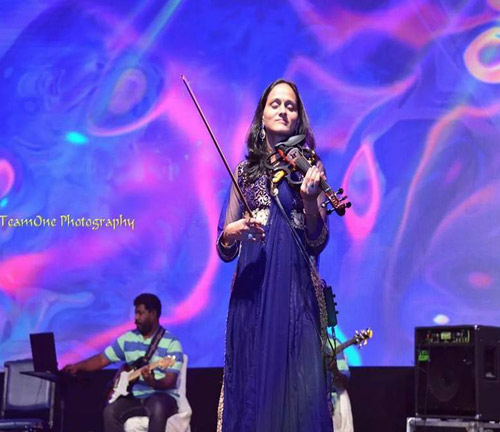 Roopa Revathi Fusion Violinist